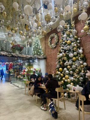 Ariston Floral Boutique by null