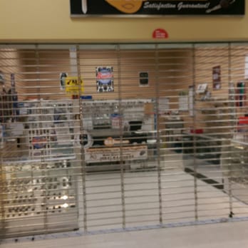 Smart Key Locksmith - It ssys they open at 10 i took this picture was taken at 11:20 am. - Keys & Locksmiths Near Me - Moreno Valley, California Smart Key Locksmith - It ssys they open at 10 i took this picture was taken at 11:20 am. - Keys & Locksmiths Near Me - Moreno Valley, California