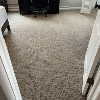 Mr Carpet Shop at Home - Doorway was seamless and they had to cut the door. - Carpeting Near Me - Chicago, Illinois Mr Carpet Shop at Home - Doorway was seamless and they had to cut the door. - Carpeting Near Me - Chicago, Illinois