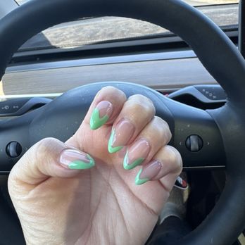 Yvonne's Nails - Nail Salons Near Me - Fremont, California