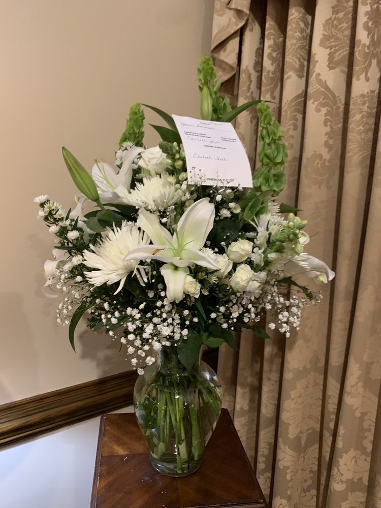PINEWOOD FLORIST Updated September 2024 308 W New Hope Rd