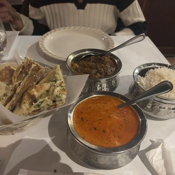 Adda Indian Cuisine - Butter Chicken, Garlic Naan, basmati rice - Indian Near Me - Chicago, Illinois Adda Indian Cuisine - Butter Chicken, Garlic Naan, basmati rice - Indian Near Me - Chicago, Illinois