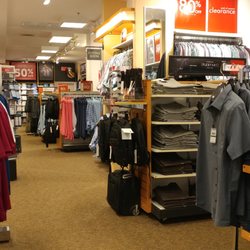 Van Heusen 440 - Van Heusen at the Outlet Shoppes of Gettysburg PA