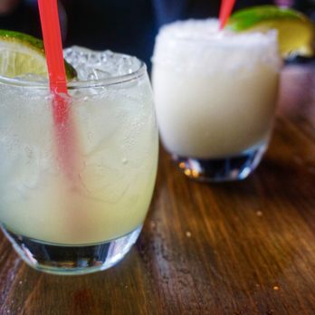El Camion - Margaritas - Mexican Near Me - New York, New York