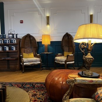 Hustle & Dough - this style is perfect for the space - Bakeries Near Me - Memphis, Tennessee