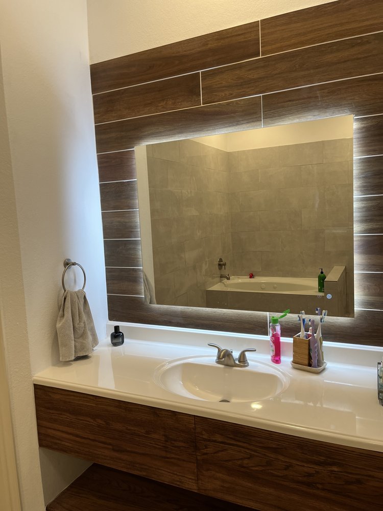 Slide of Leftamo Construction