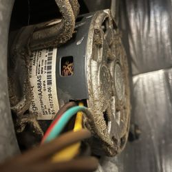 Sears Carpet Cleaning and Air Duct Cleaning - Air blower for AC. Sears charged $425 to clean it and never did. They refuse to give refund .