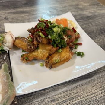 Pho Ao Sen - Chicken wings - Vietnamese Near Me - Oakland, California