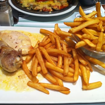 Léon de Bruxelles - Maroilles Cheese Styled Chicken .. Bland. - Belgian Near Me - Paris, 75 Léon de Bruxelles - Maroilles Cheese Styled Chicken .. Bland. - Belgian Near Me - Paris, 75
