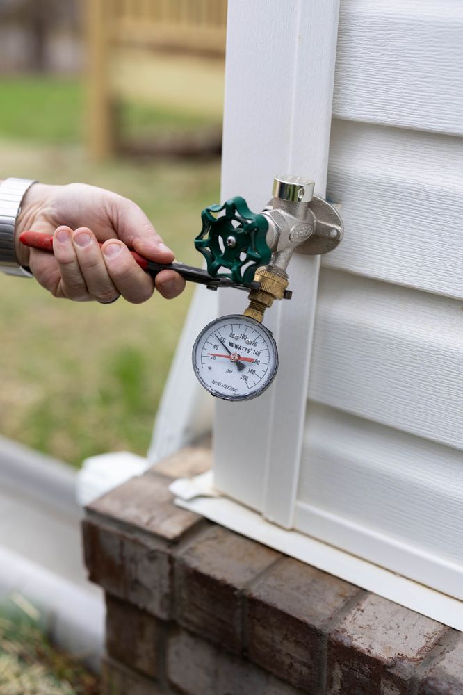 Slide of The Plumbing Authority