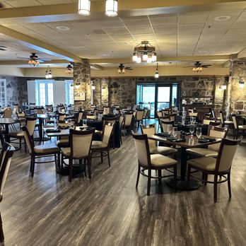 Mountain Lake Lodge - Hotels Near Me - Pembroke, Virginia Mountain Lake Lodge - Hotels Near Me - Pembroke, Virginia