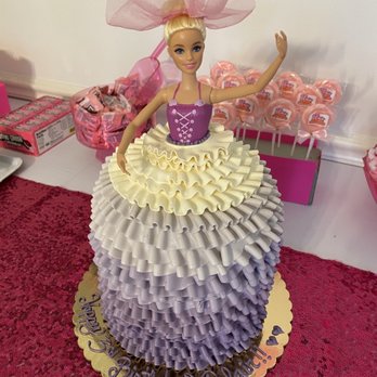 Beauty and The Baker - Barbie birthday cake - Cupcakes Near Me - Homer Glen, Illinois Beauty and The Baker - Barbie birthday cake - Cupcakes Near Me - Homer Glen, Illinois