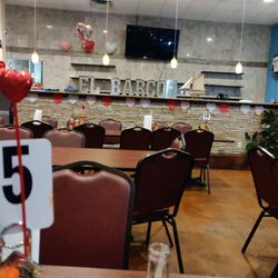 El Barco Seafood Bar & Grill - El barco