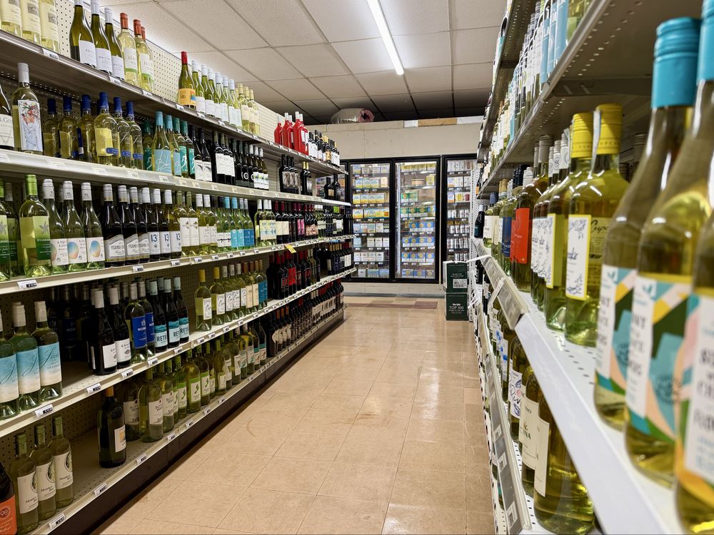 Cobalt Wine and Liquors Logo