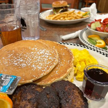 Black Bear Diner St Charles - Sweet Cream Pancakes (700 cals.) - Diners Near Me - St.Charles, Missouri Black Bear Diner St Charles - Sweet Cream Pancakes (700 cals.) - Diners Near Me - St.Charles, Missouri