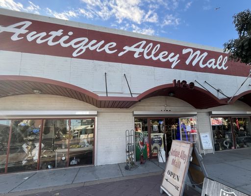 Antique Alley Mall by null