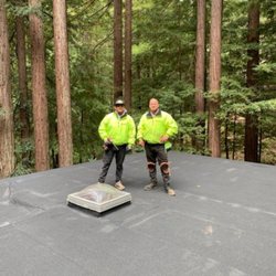 GORILLA ROOFING - This is me to the right.
On the left is and my right-hand man.
We work together like a well oiled Machine.