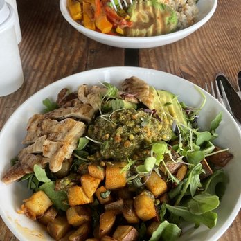 Retreat - Chicken Sweet Potato Pesto Bowl - Cafes Near Me - Seattle, Washington Retreat - Chicken Sweet Potato Pesto Bowl - Cafes Near Me - Seattle, Washington