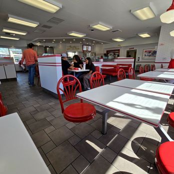 In-N-Out Burger - Burgers Near Me - Phoenix, Arizona In-N-Out Burger - Burgers Near Me - Phoenix, Arizona
