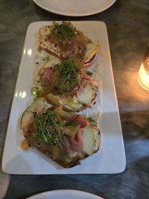 Five Senses Restaurant, Bar & Catering by null