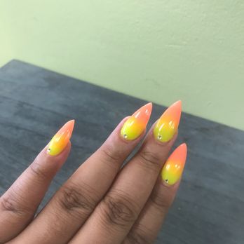 Fashion Nails - Nails by Helen - Nail Salons Near Me - Moreno Valley, California