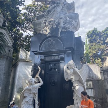 Buenos Aires Free Walks - Recoleta tour - Walking Tours Near Me - Buenos Aires, C Buenos Aires Free Walks - Recoleta tour - Walking Tours Near Me - Buenos Aires, C