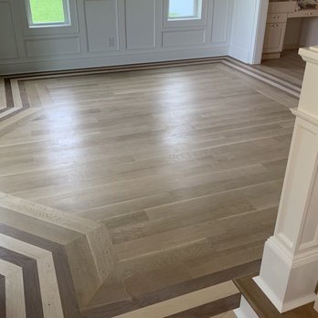 315 Hardwoods - White oak with custom boarder install - Flooring Near Me - Nedrow , New York 315 Hardwoods - White oak with custom boarder install - Flooring Near Me - Nedrow , New York