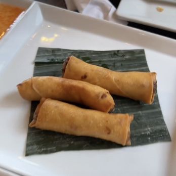 Pa De Thai Restaurant - Fried Vegetable Spring Rolls - Thai Near Me - Edgewater, New Jersey