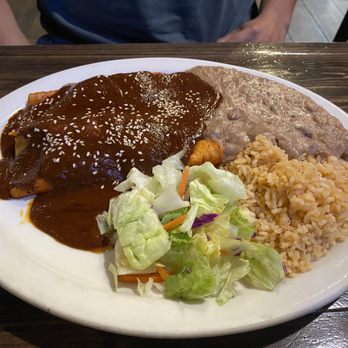 El Tarasco Restaurant - Mole enchilada - Mexican Near Me - Hanford, California