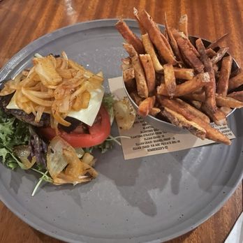 1608 Crafthouse - Bacon encrusted cheese burger with grilled onions/No bun/french fries - Gastropubs Near Me - Virginia Beach, Virginia