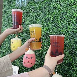 Dragonfruit, Mango Refresher, DragonFruit Passionfruit drinks- great flavor and just the right amount of sweet Dragonfruit, Mango Refresher, DragonFruit Passionfruit drinks- great flavor and just the right amount of sweet