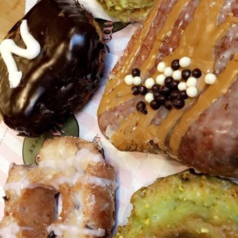 Stan's Donuts & Coffee - Donuts Near Me - Chicago, Illinois