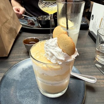 Q39 - Banana Pudding Parfait dessert - Barbeque Near Me - Lawrence, Kansas Q39 - Banana Pudding Parfait dessert - Barbeque Near Me - Lawrence, Kansas