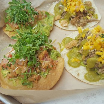La Carnita - Mexican Near Me - Toronto, Ontario La Carnita - Mexican Near Me - Toronto, Ontario