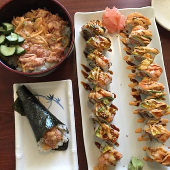 Ginza Sushi - Spicy mayo poke donburi, spicy ahi temaki, Jen's paradise, Beauty & Beast - Sushi Bars Near Me - Honolulu, Hawaii Ginza Sushi - Spicy mayo poke donburi, spicy ahi temaki, Jen's paradise, Beauty & Beast - Sushi Bars Near Me - Honolulu, Hawaii