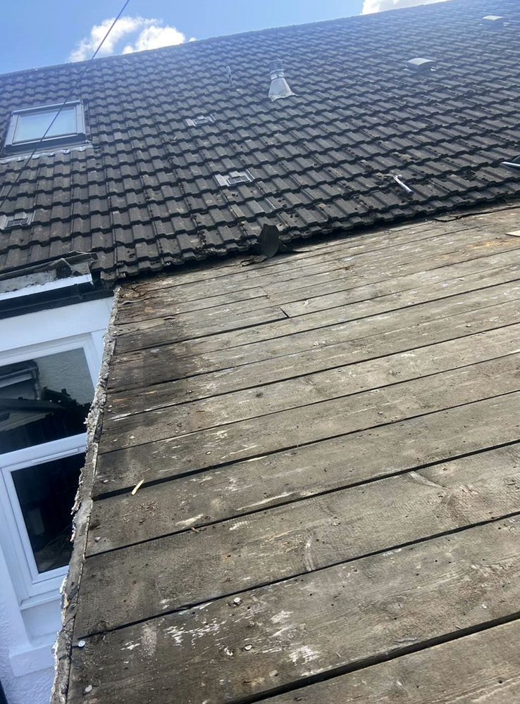 Slide of South Tampa Roofing