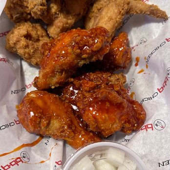 bb.q Chicken El Paso - Combo whole chicken with original golden and spicy chicken - Chicken Wings Near Me - El Paso, Texas bb.q Chicken El Paso - Combo whole chicken with original golden and spicy chicken - Chicken Wings Near Me - El Paso, Texas