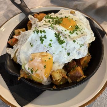 Twisted Fork Brunch Company - Steak hash - Breakfast & Brunch Near Me - Bellmore, New York