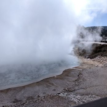 Grand Prismatic Spring - Landmarks & Historical Buildings Near Me Grand Prismatic Spring - Landmarks & Historical Buildings Near Me