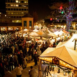 German International School of Silicon Valley - GISSV parent volunteers organize and run the German Holiday Market Downtown Mountain View