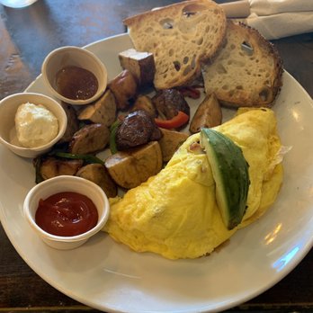 Farmer's Table - Cali omelette - New American Near Me - La Mesa, California Farmer's Table - Cali omelette - New American Near Me - La Mesa, California