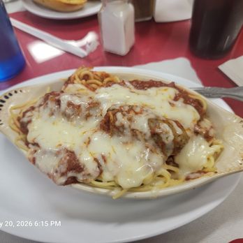 Rezzini's Pizzeria - Spaghetti with meat sauce & sausage - Pizza Near Me - Long Beach, California Rezzini's Pizzeria - Spaghetti with meat sauce & sausage - Pizza Near Me - Long Beach, California