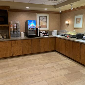 Econo Lodge Riverside - Breakfast - Hotels Near Me - Pigeon Forge, Tennessee Econo Lodge Riverside - Breakfast - Hotels Near Me - Pigeon Forge, Tennessee