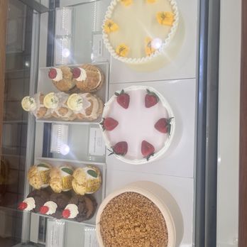Harucake - Cake display - Coffee & Tea Near Me - Los Angeles, California