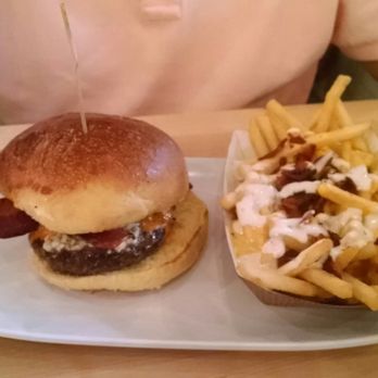 PINCHO - Blue burger and bacon cheese fries - Burgers Near Me - Miami, Florida