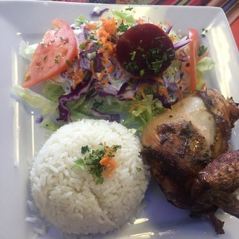Parrilla's Cholito - 1/4 de pollo com arroz y ensalada, very tasty,  filling, and inexpensive. - Peruvian Near Me - Downey, California