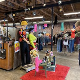 Shop intwrior