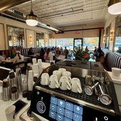 Di Marko All Day Coffee Lounge