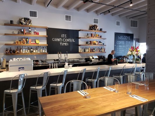 Grand Central Palm Springs by null