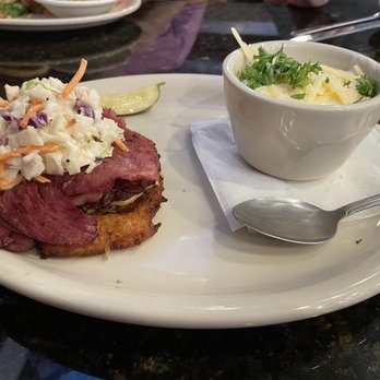 McCrackens Pub - Corned Beef on boxty w/potato soup - Irish Pub Near Me - Leesburg, Florida
